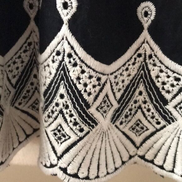 ❤️HP❤️ Joie Convertible Embroidered Skirt/Halter - Picture 6 of 8